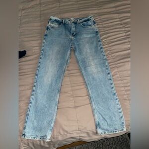 Zara light wash no rip mom jeans